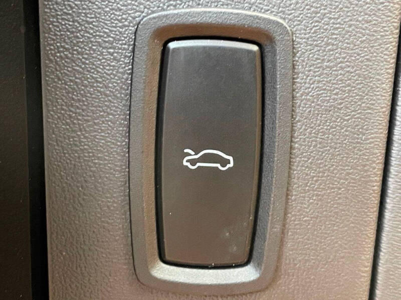 2024 Audi e-tron GT quattro Premium Plus