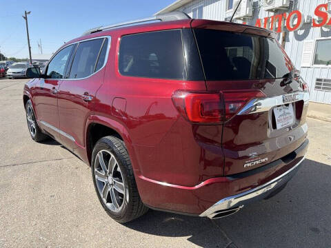 2017 GMC Acadia Denali