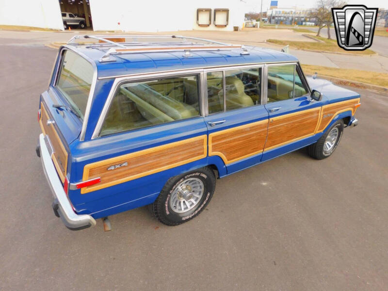 1989 Jeep Grand Wagoneer