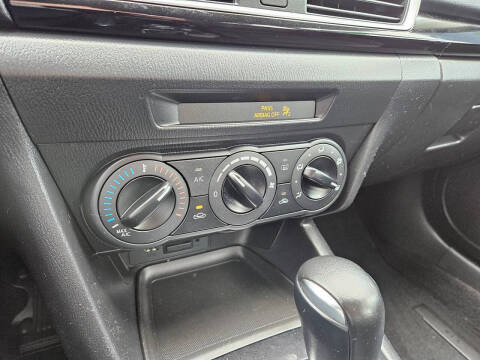 2015 Mazda MAZDA3