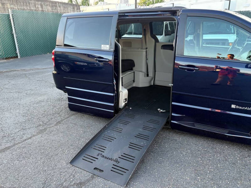 2014 Dodge Grand Caravan SXT