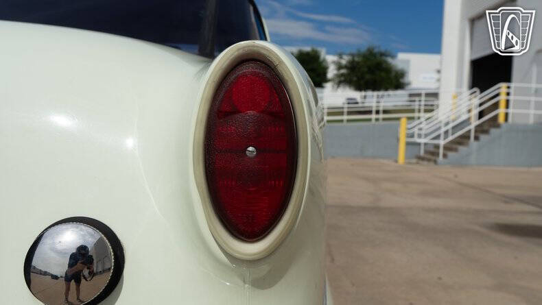 1957 Nash Metropolitan