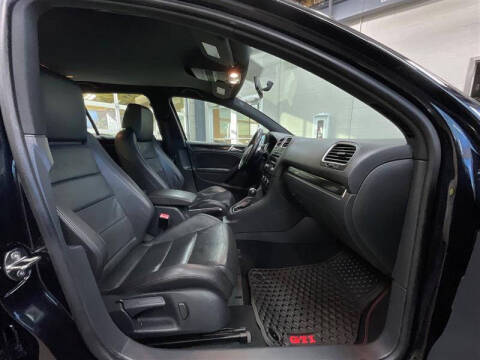 2013 Volkswagen GTI Wolfsburg Edition PZEV