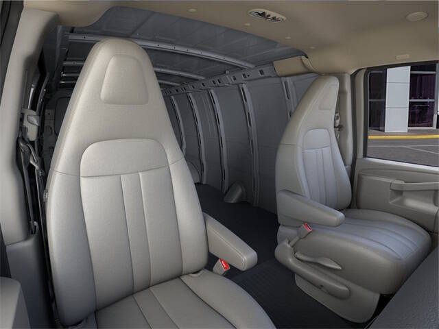 2024 Chevrolet Express 2500