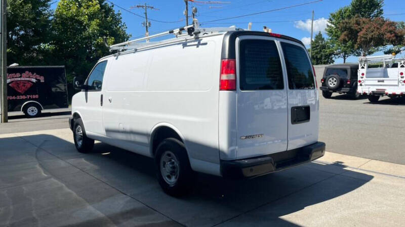 2017 Chevrolet Express 2500