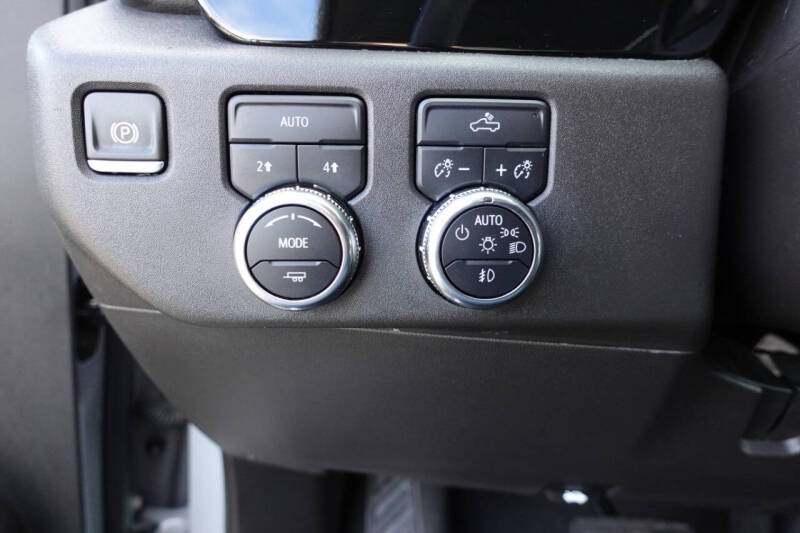 2024 GMC Sierra 1500 Elevation Standard