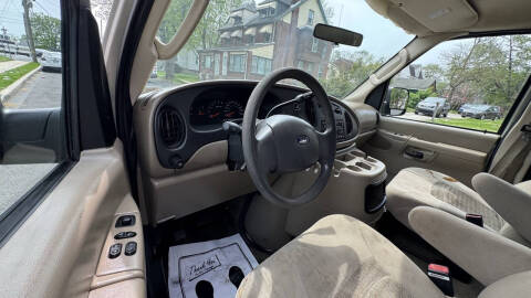 2005 Ford E-Series E-150