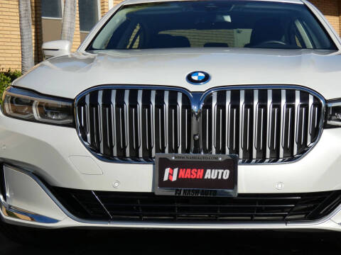 2022 BMW 7 Series 745e xDrive