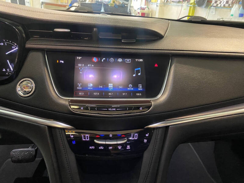 2017 Cadillac XT5 Premium Luxury