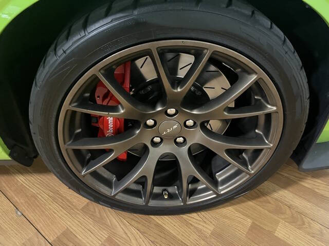 2015 Dodge Challenger SRT Hellcat