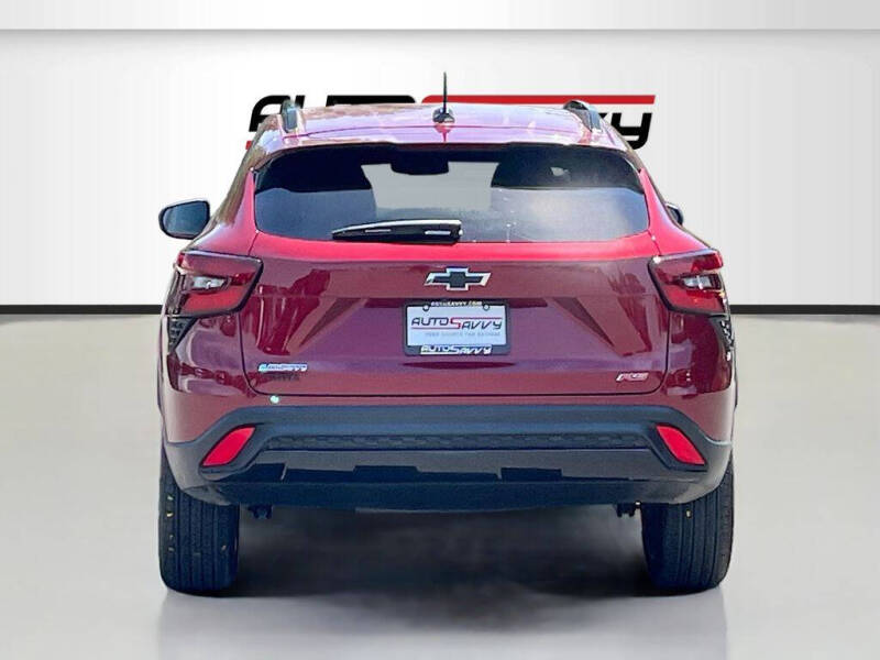 2025 Chevrolet Trax RS