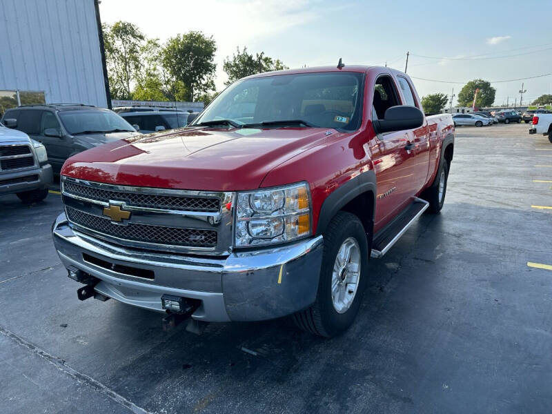 Used 2013 Chevrolet Silverado 1500 LT with VIN 1GCRKSE73DZ194494 for sale in Houston, TX
