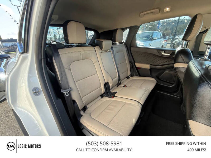 2020 Ford Escape Titanium