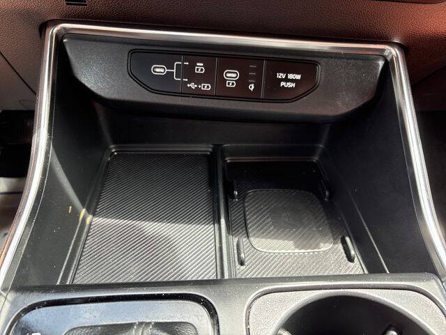 2025 Kia Carnival EX