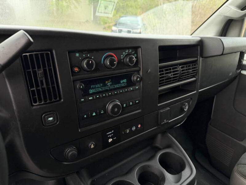 2020 Chevrolet Express 2500