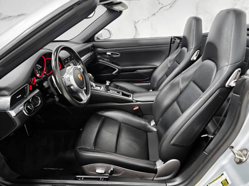 2016 Porsche 911 Carrera