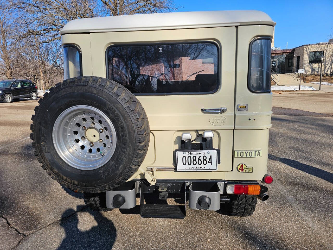 1982 Toyota Land Cruiser 37