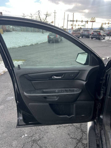 2017 GMC Acadia Limited