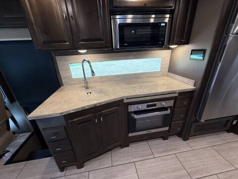 2019 Tiffin Allegro Open Road