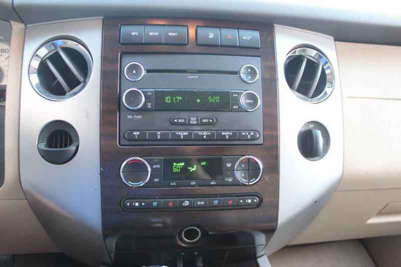 2013 Ford Expedition XLT