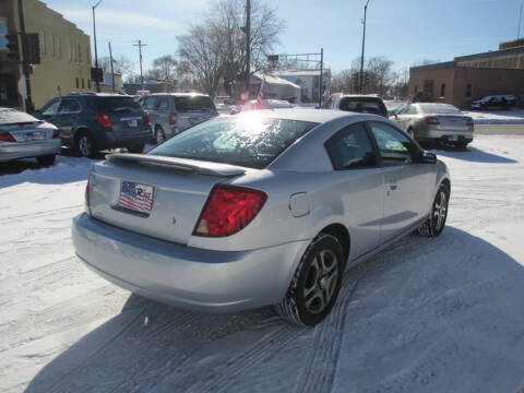 2005 Saturn Ion 3