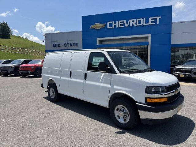 2025 Chevrolet Express 2500