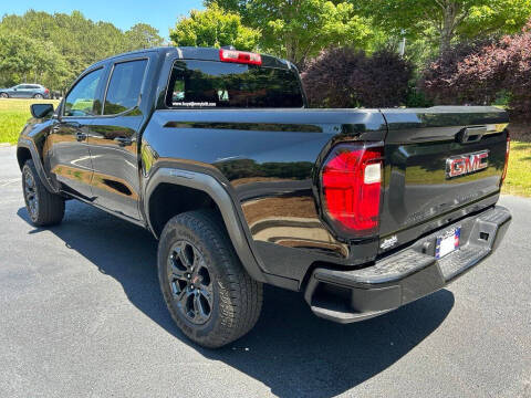 2024 GMC Canyon Elevation