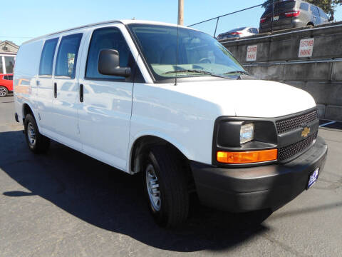 2016 Chevrolet Express 2500