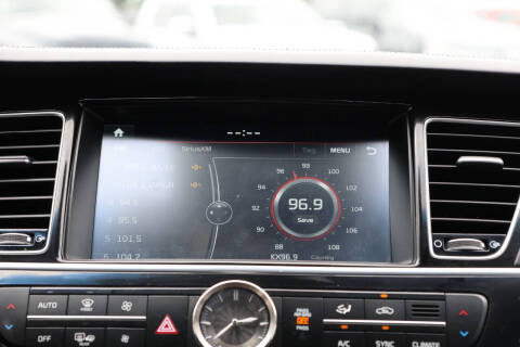 2016 Kia K900 Luxury V6