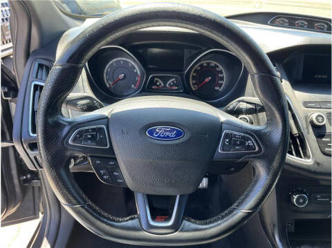 2018 Ford Focus ST