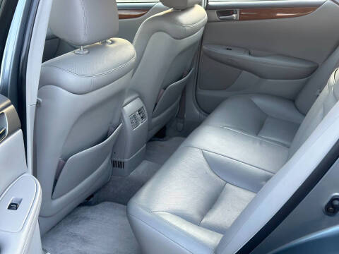 2005 Lexus ES 330