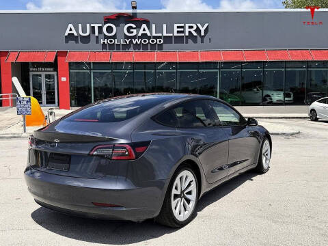 2021 Tesla Model 3 Standard Range Plus