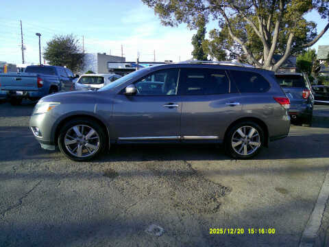 2016 Nissan Pathfinder Platinum