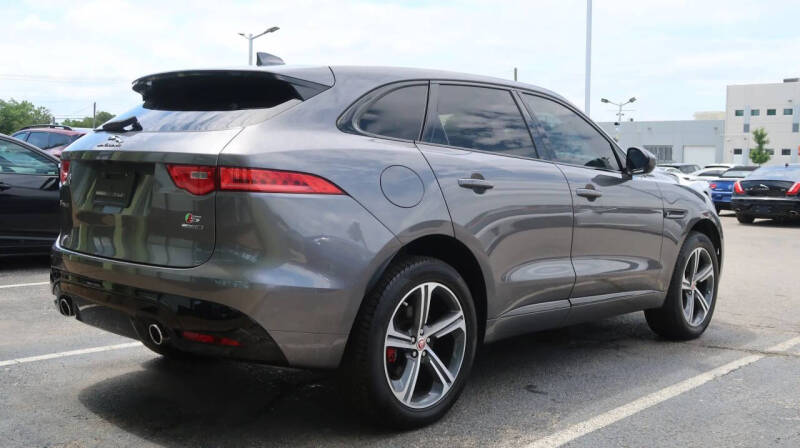2017 Jaguar F-PACE S