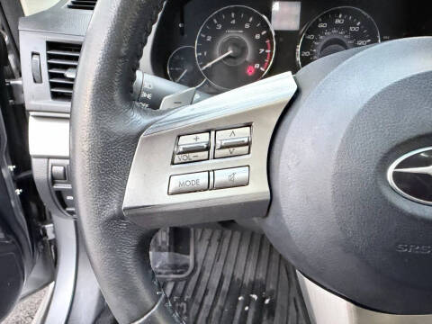 2010 Subaru Legacy 2.5i Premium