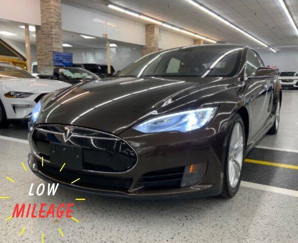 2013 Tesla Model S for sale at Dixie Imports in Fairfield OH