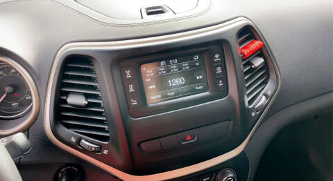 2014 Jeep Cherokee Sport