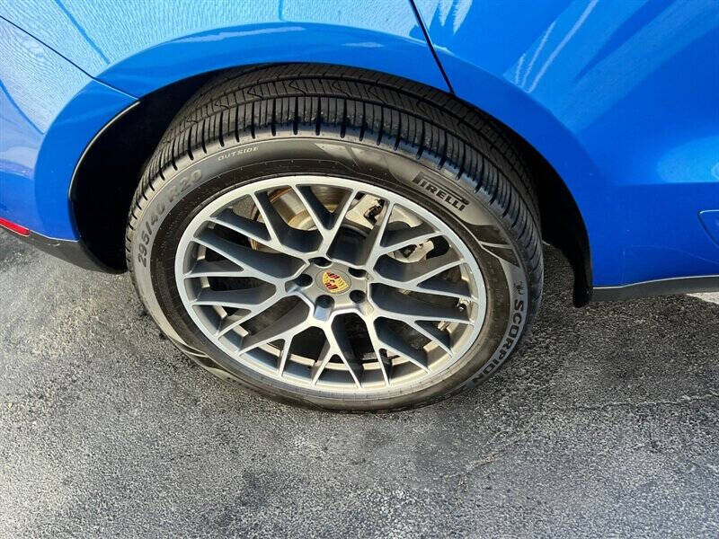 2016 Porsche Macan S