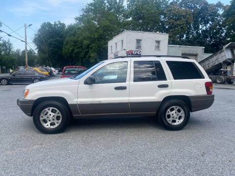 2003 Jeep Grand Cherokee for sale at DND AUTO GROUP in Belvidere NJ