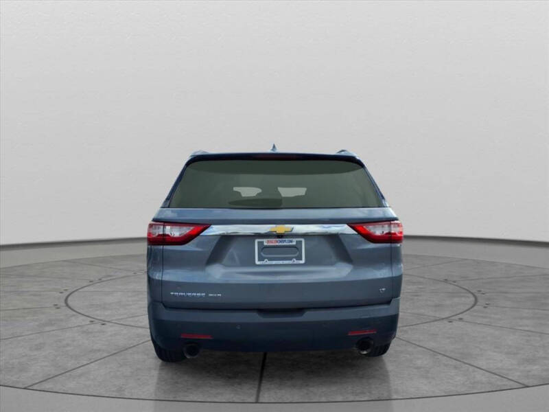 2020 Chevrolet Traverse LT Cloth