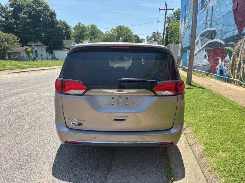2018 Chrysler Pacifica Touring L Plus