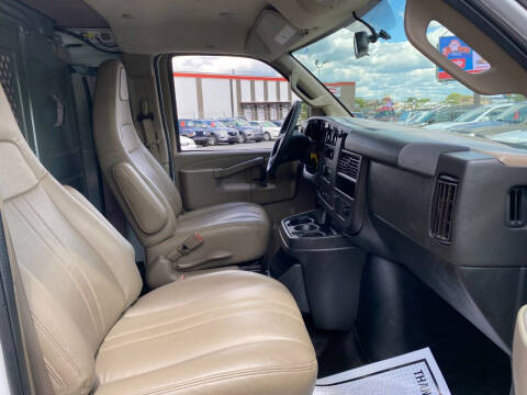 2019 Chevrolet Express 2500
