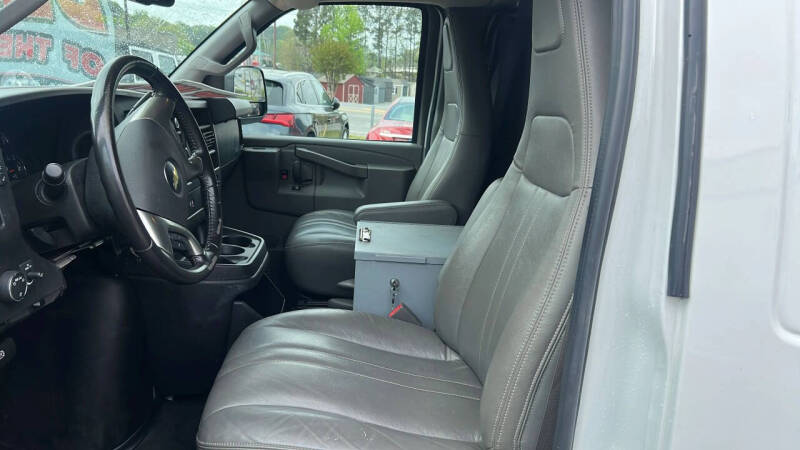 2019 Chevrolet Express 2500