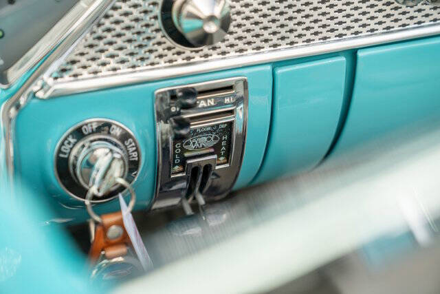 1955 Chevrolet Bel Air 33