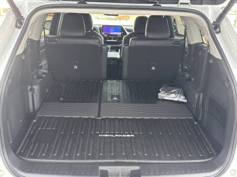 2026 Toyota Highlander Limited