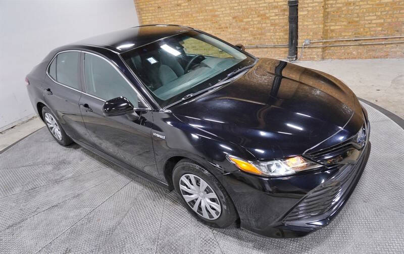 2018 Toyota Camry Hybrid LE