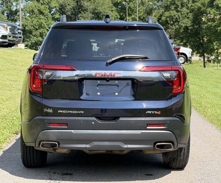 2021 GMC Acadia AT4