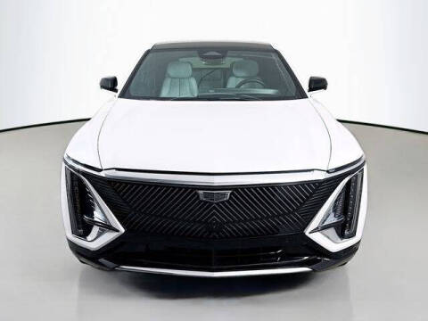 2024 Cadillac LYRIQ Luxury 1