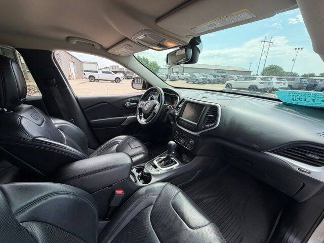 2016 Jeep Cherokee Overland