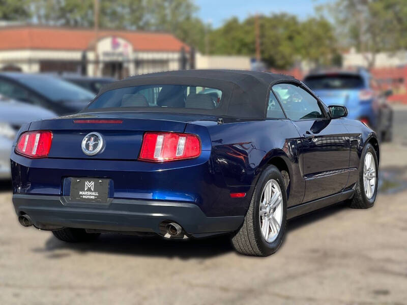 2012 Ford Mustang V6 Premium